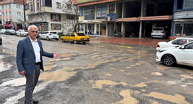 Gergerlioğlu; “Körfez’deki yollar köstebek tarlası gibi!”