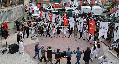 Hıdırellez Şenliğinin son günü Kertil Tekke Meydanında coşkuyla yaşandı 