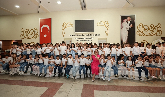 Çınar Çocuk Evlerinin minikleri mezuniyet heyecanı yaşadı