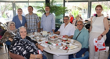 Gülümse Kafe’de Babalar Günü’ne sevgi dolu kutlama