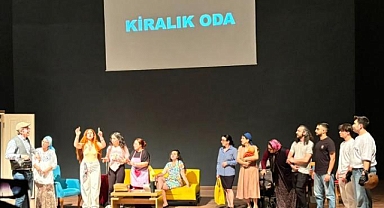 Halk Eğitim Merkezi Yıl Sonu Etkinliğinde İki Oyun Sahnelendi