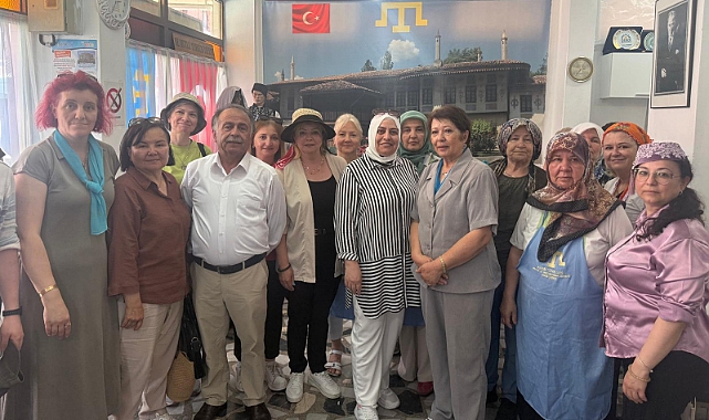 Kırım Türkleri Millî Bayrak Gününde Gebze’de Bir Araya Geldi
