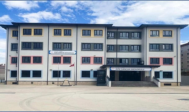 O okulun velilerinden müdüre destek
