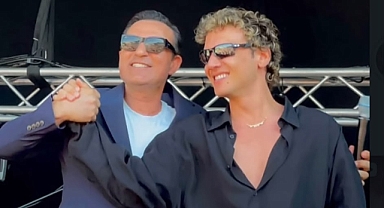 Metamorfoz Festivali'nde Rafet El Roman ve Edis'ten Unutulmaz Sahne Buluşması